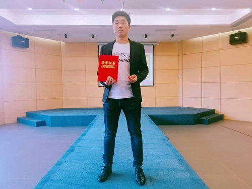 蘇州昱騰人力資源外包服務(wù)公司—優(yōu)秀員工表彰月會(huì)如約而至