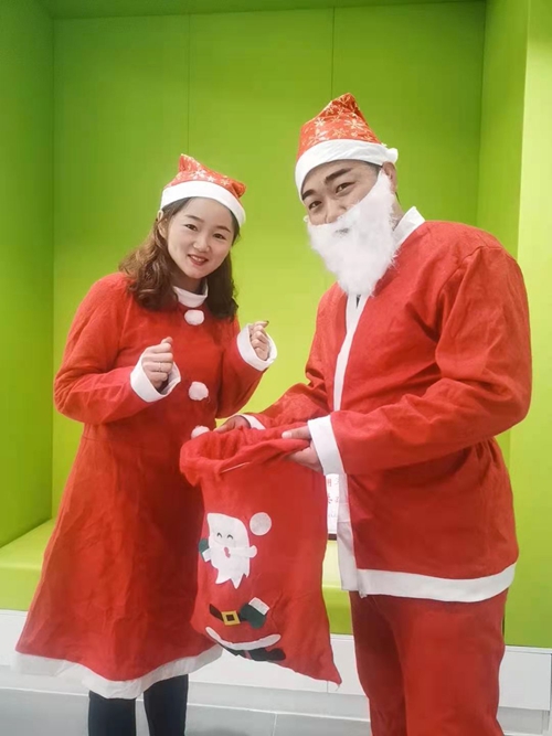 蘇州昱齊盛——圣誕將至，光影斑斕，感恩有你！