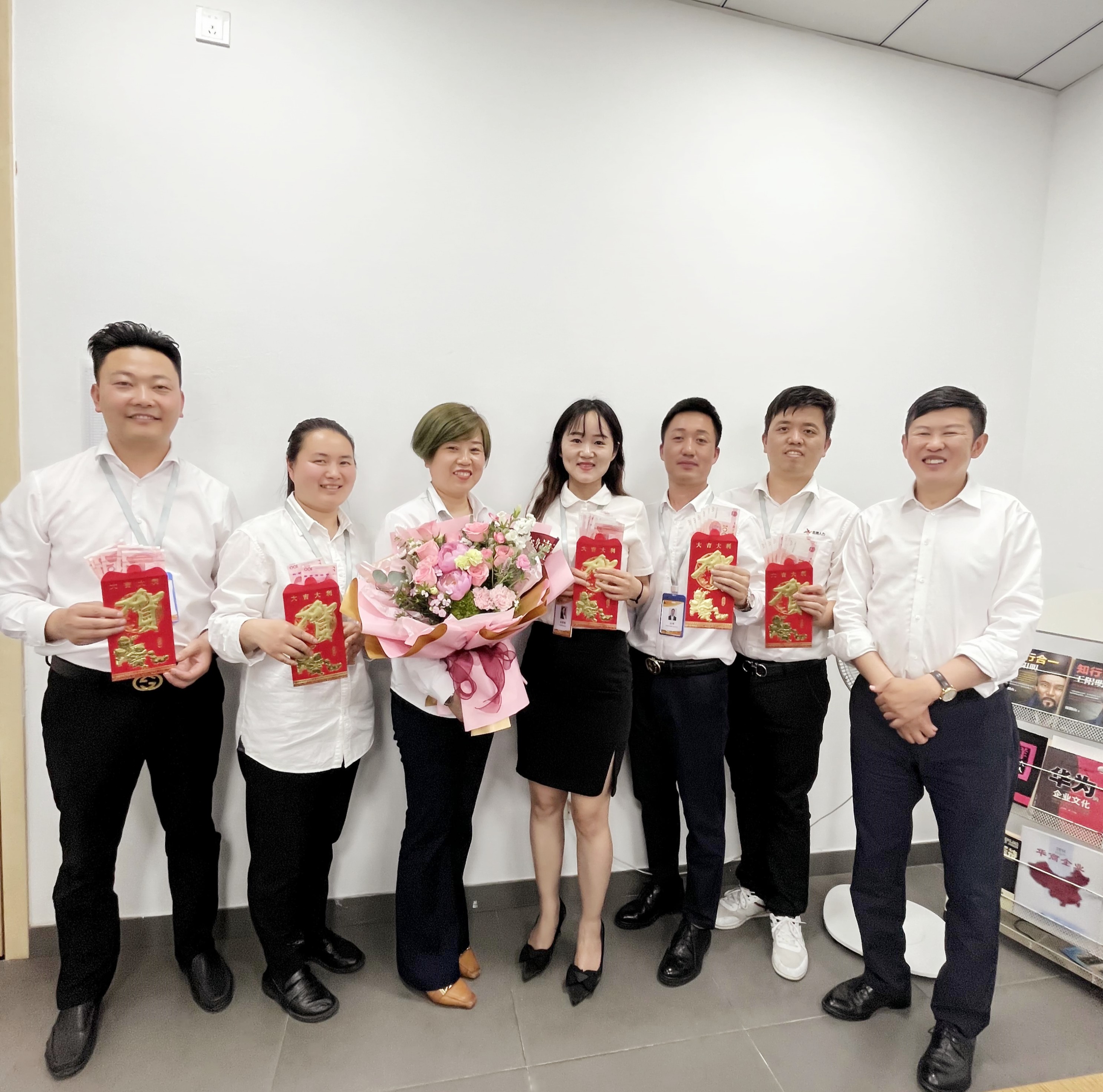 心靈相約 健康同行——蘇州昱齊盛人力公司開展月會(huì)+徒步團(tuán)建